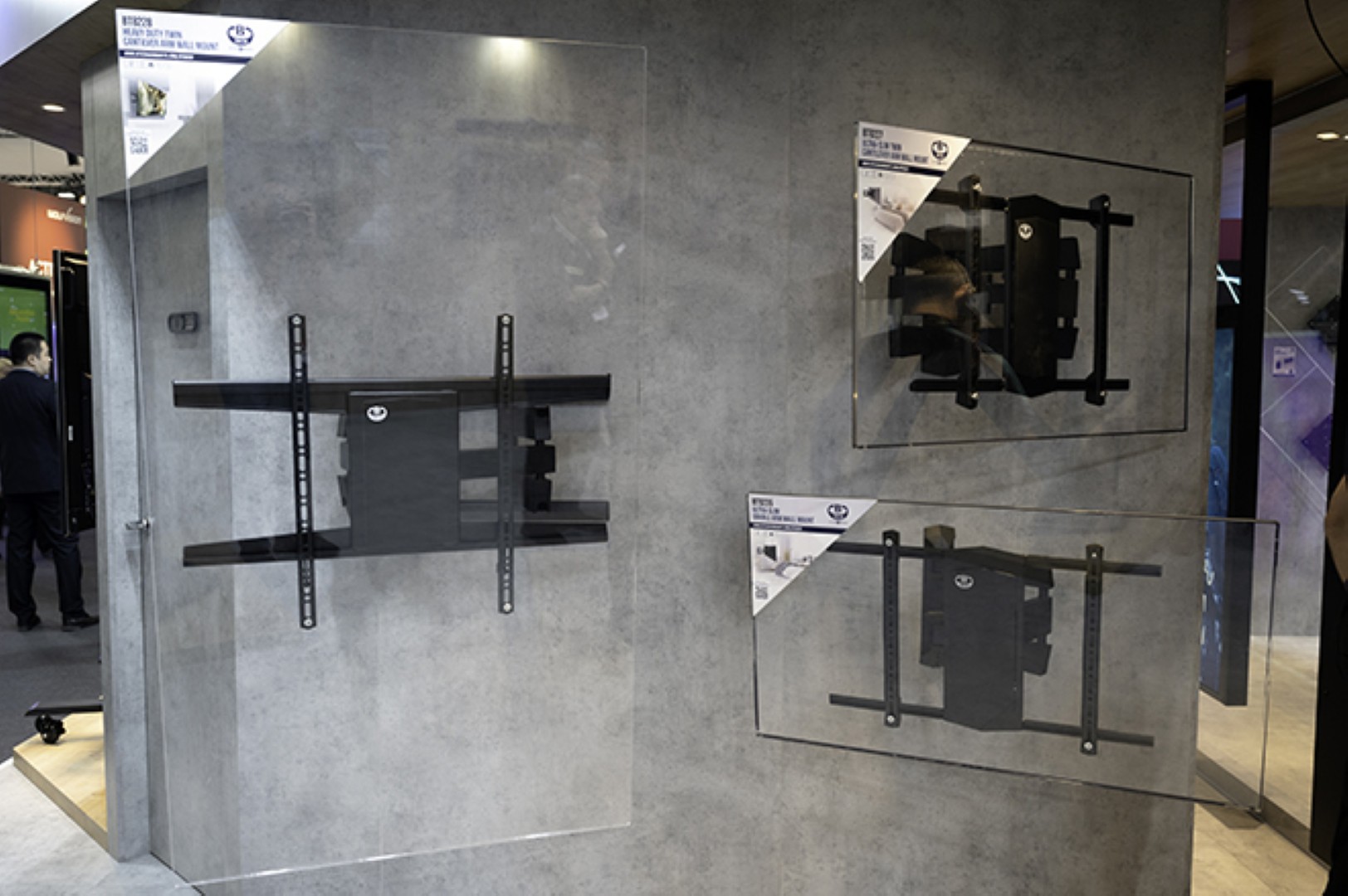 An image displaying our range of XL Wall arms.