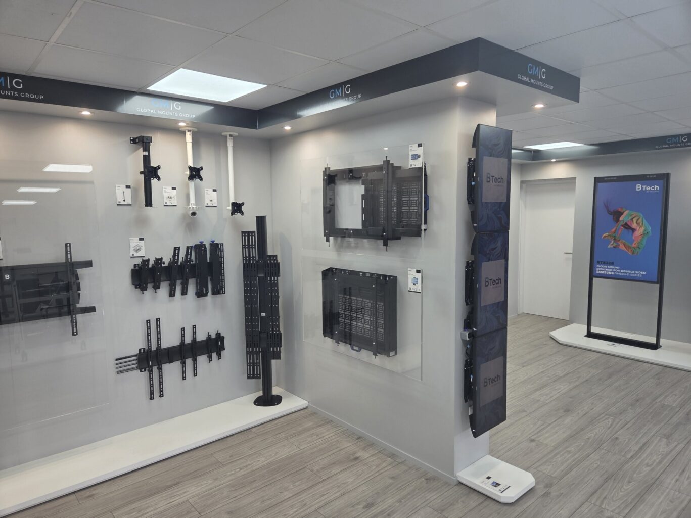 B-Tech Iberia product showroom featuring AV mounting solutions, digital signage displays and collaboration systems.