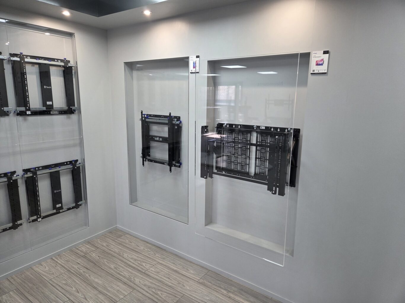 B-Tech Iberia product showroom featuring AV mounting solutions, digital signage displays and collaboration systems.