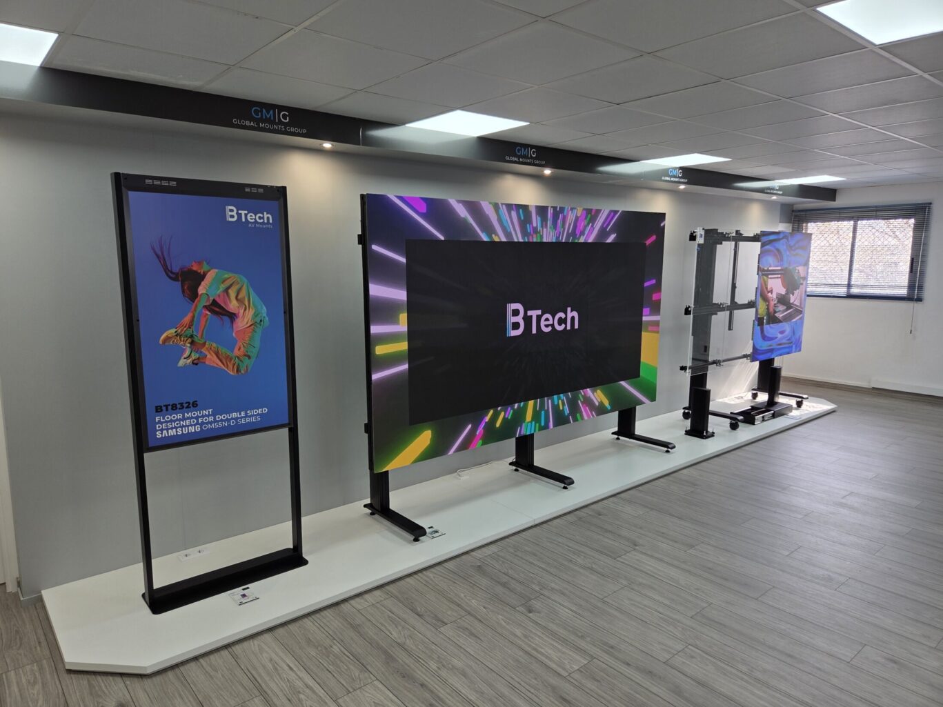 B-Tech Iberia product showroom featuring AV mounting solutions, digital signage displays and collaboration systems.