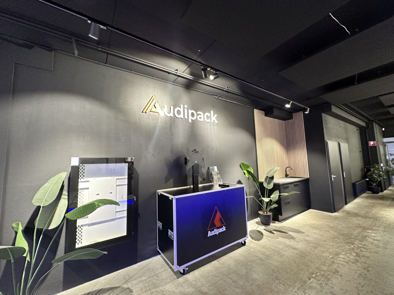 GMG HQ – Product Showroom – 11