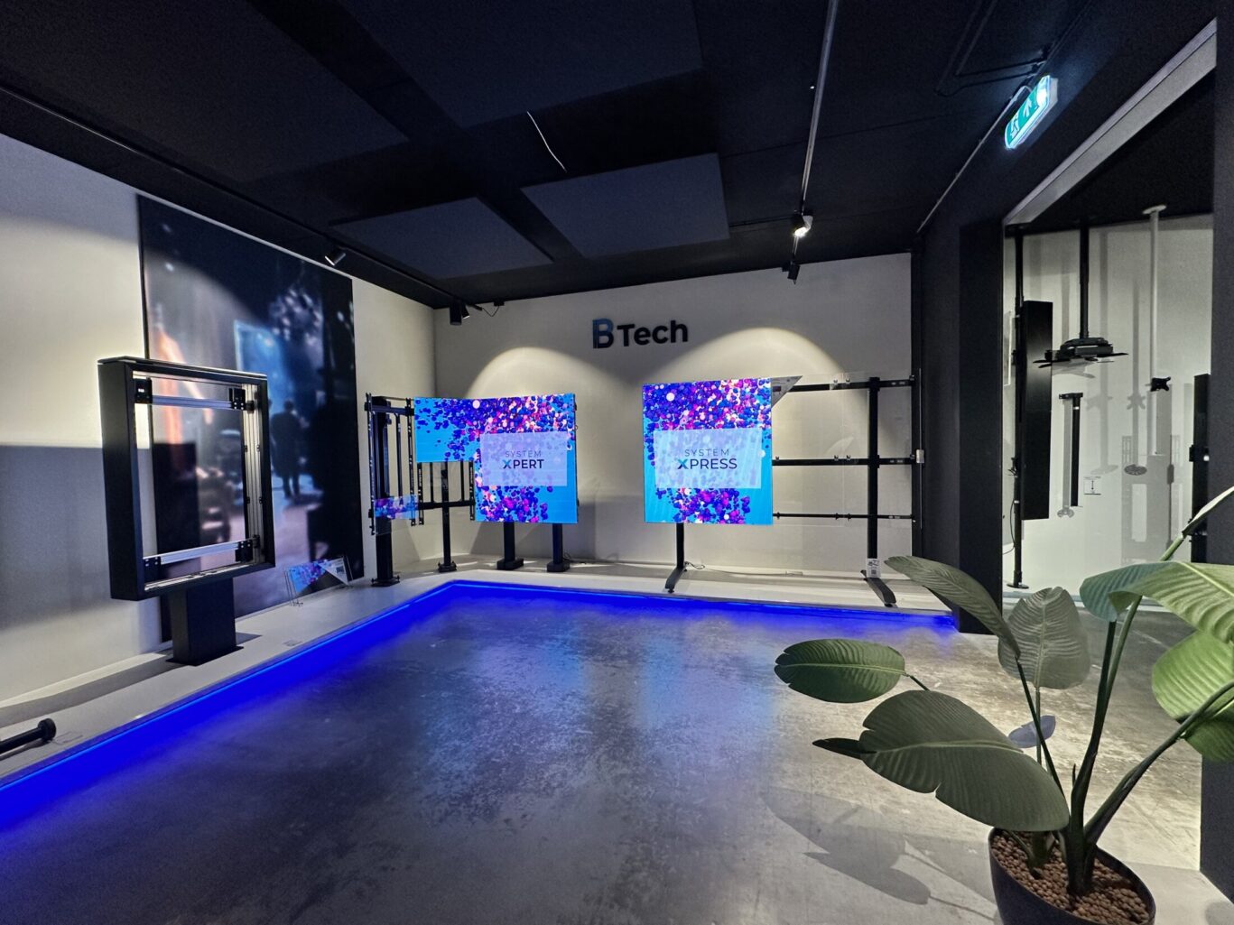 GMG HQ – Product Showroom – 12